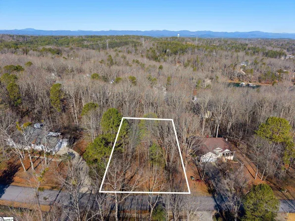 119 Beacon Ridge Cir, Salem, SC 29676