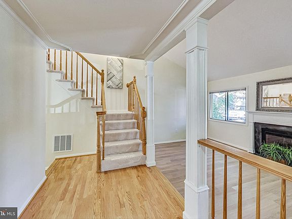 3rd image of 2213 Saunders Dr