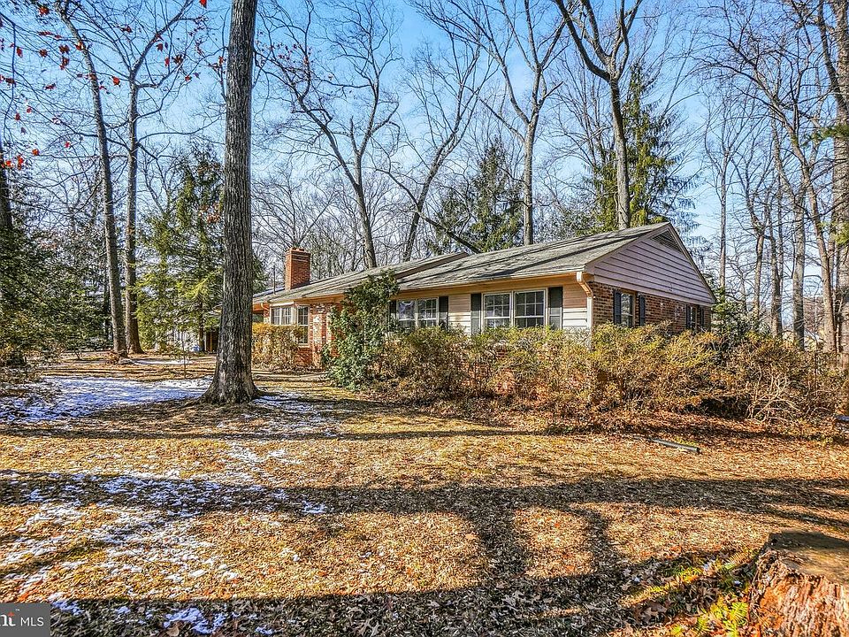 1st image of 6105 Tilden Ln