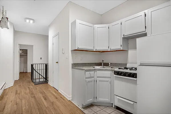 Rented by Compass | media 2