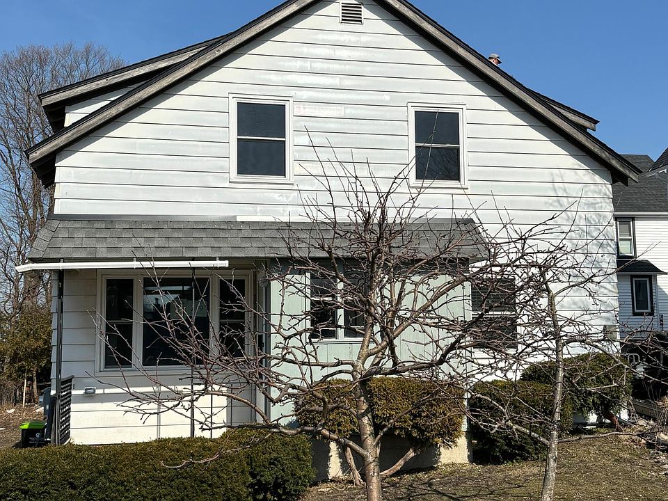 Exterior of home. Apartment access is in back.