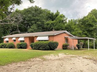 907 McCain Rd, Wetumpka, AL 36092