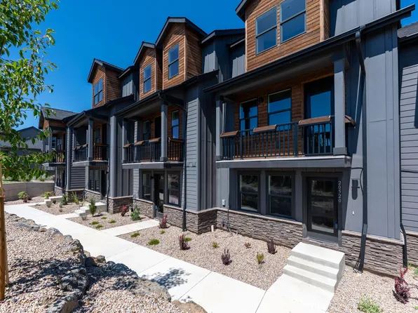 20520 NE Empire Ave, Bend, OR 97701