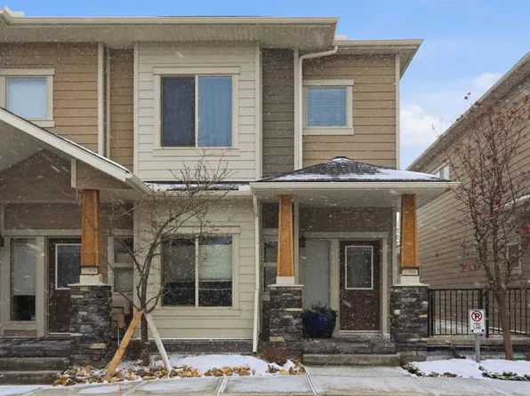 86 S Cougar Ridge Lndg SW, Calgary, AB T3H 0X8