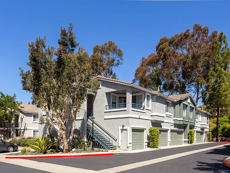 Creek View Condominiums — Photo 57
