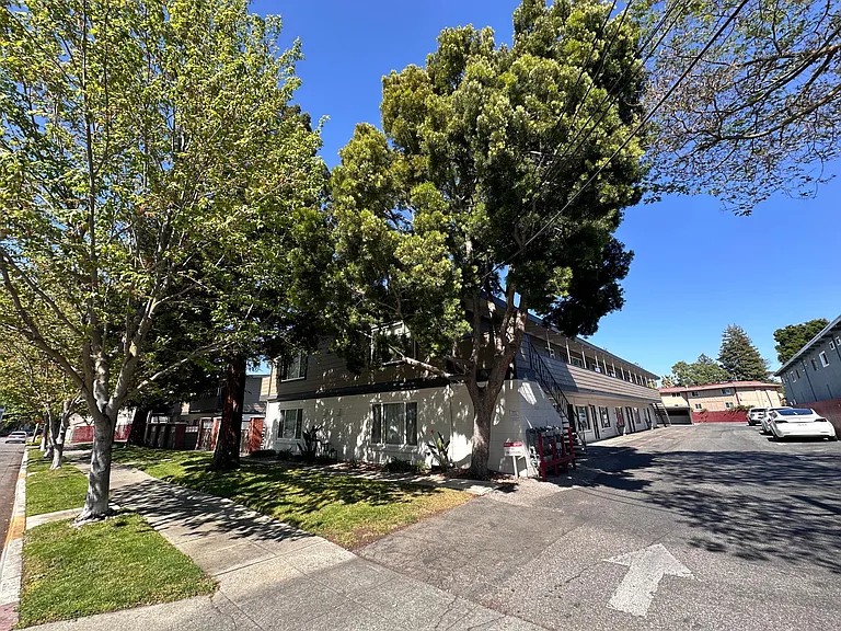 Park Rich Apartments — Photo 15
