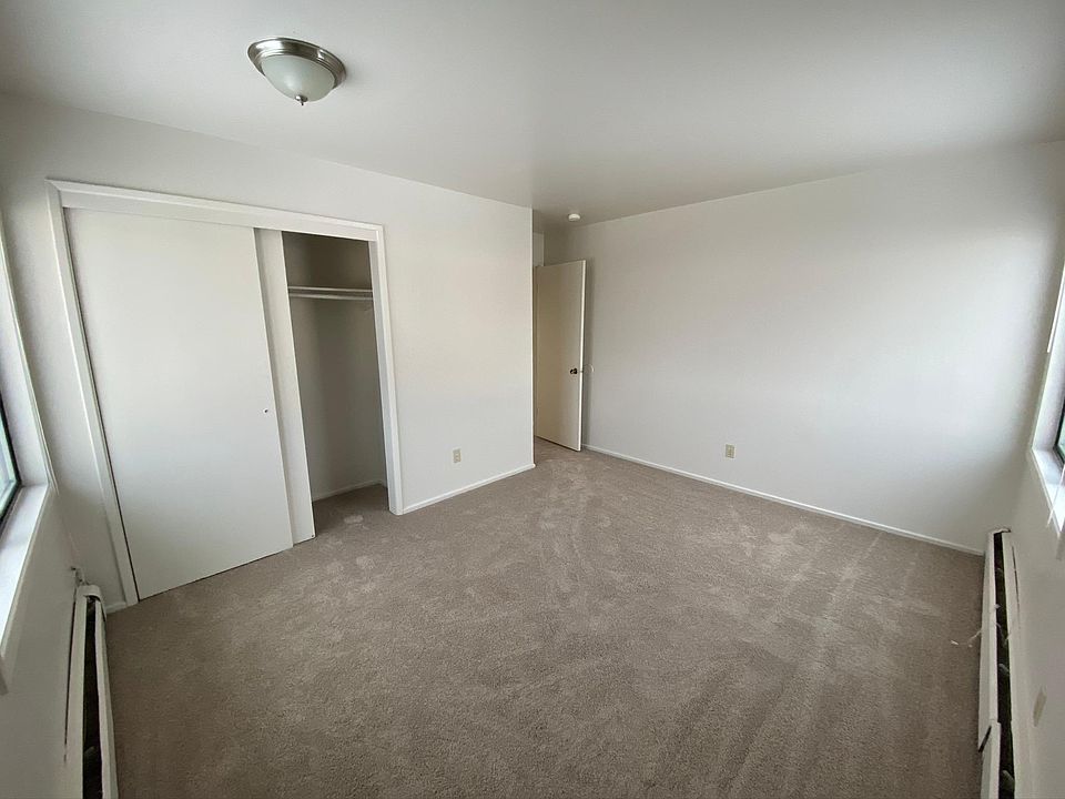 Jewel Lake Villa 8980 Blackberry St Anchorage AK Zillow