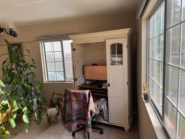 4727 Myrtle St, Pico Rivera, CA 90660