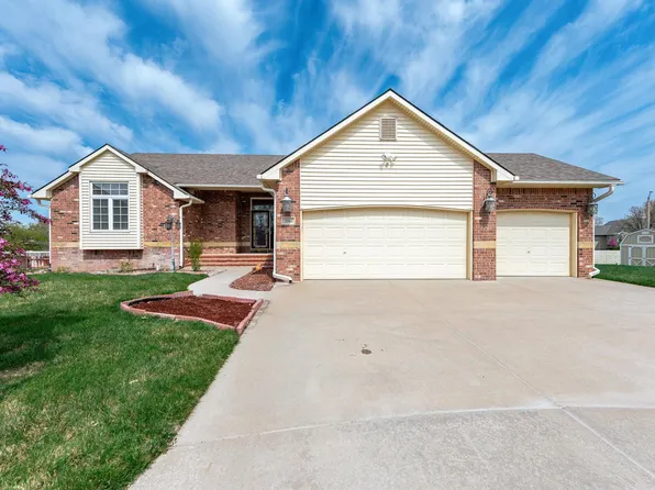 2808 Danbury Cir, Augusta, KS 67010