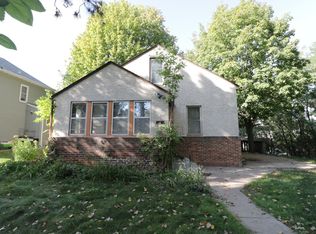 1359 4th St E, Saint Paul, MN 55106