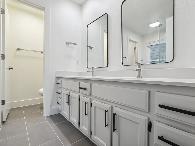 4 Concord Cir — Photo 16
