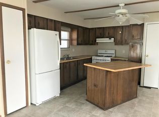 38 Crane Lake Dr, Linden, MI 48451