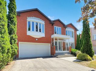 22 A Waltham Cres, Richmond Hill, ON L4B 1Z2