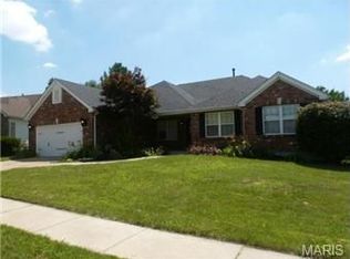 4346 Portland Manor Dr, Florissant, MO