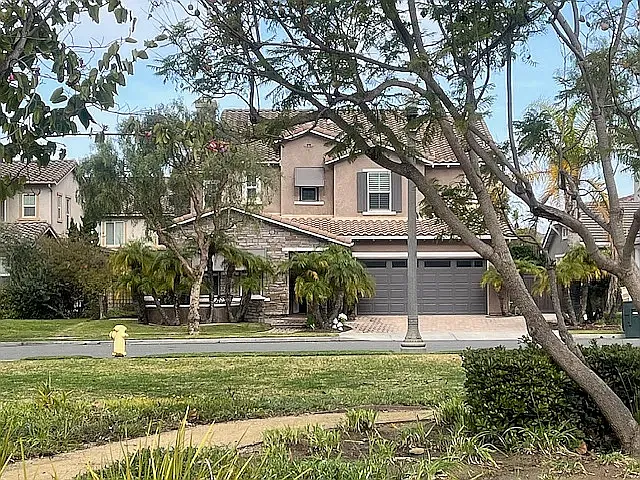 3047 Bridgehampton Way — Photo 2