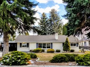 386 E Locust St, Shelley, ID 83274