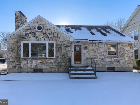 514 Hockersville Rd, Hershey, PA 17033