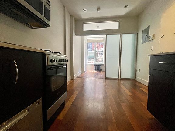 2nd image of 173 Ludlow St #Ga
