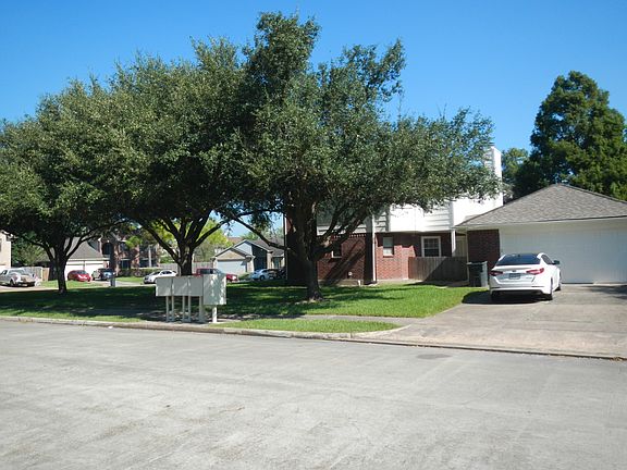 5th image of 2101 Zavalla Cir