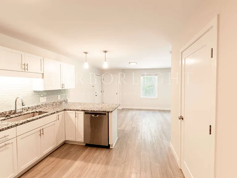 37 Mill Commons Dr #227 — Photo 21