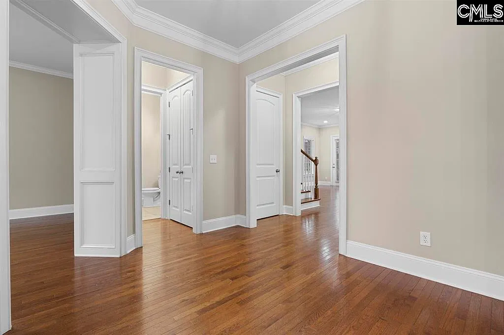 5 bed, 3780 sqft, $3,500 — Photo 4