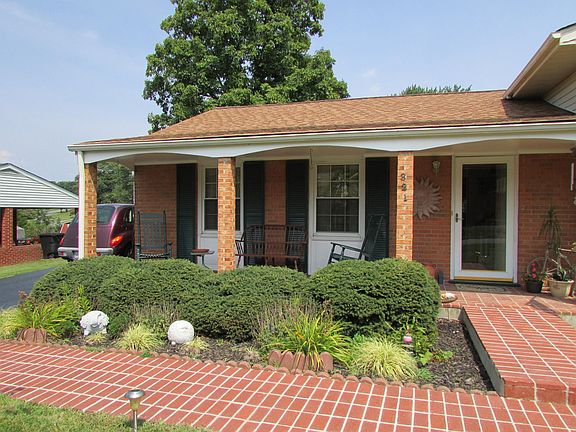 2nd image of 321 Woodmere Dr