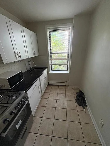 7 Laidlaw Ave Photo 1