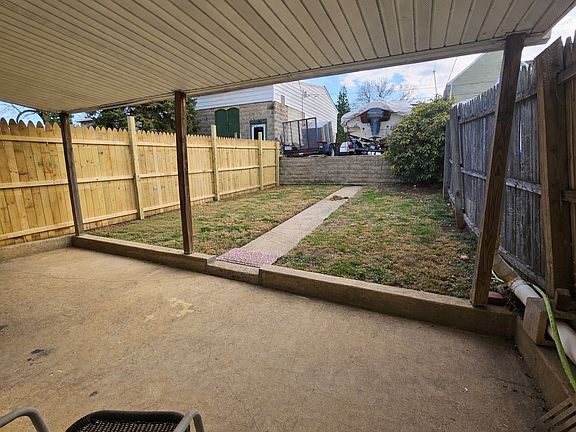 2nd image of 205 E 9th Ave