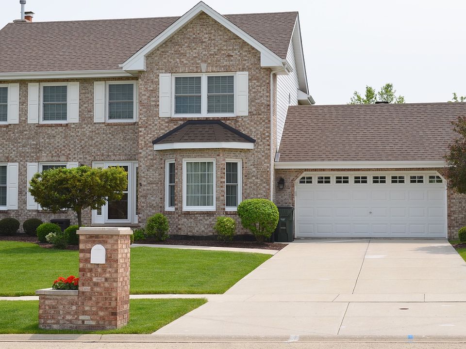 1st image of 1319 Lancaster Ln
