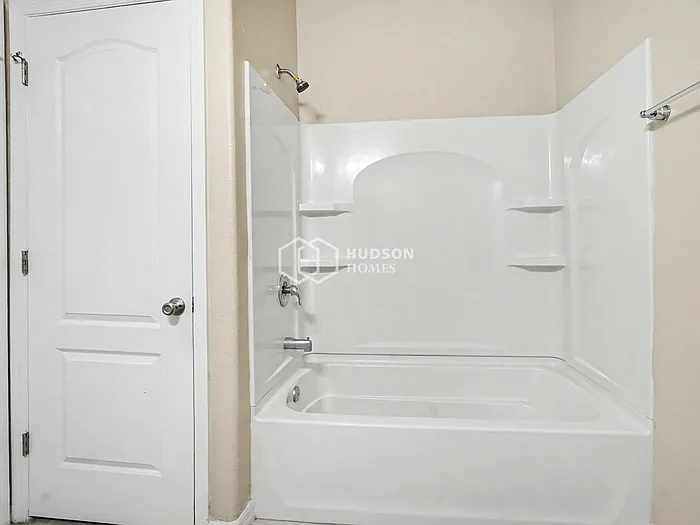 1560 Scarbrough Abby Pl — Photo 21