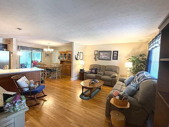 newer hardwood throughout