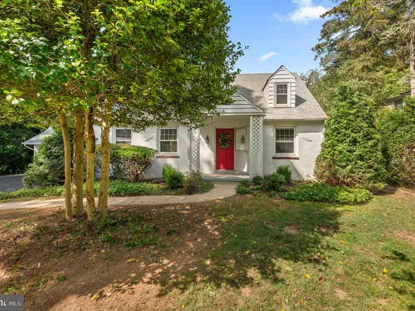 1242 Old Lancaster Rd, Berwyn, PA 19312