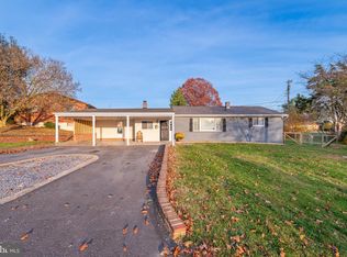 11419 Greenberry Rd, Hagerstown, MD 21740
