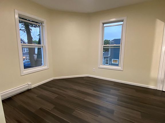 4th image of 108-12 Union Hall St #2