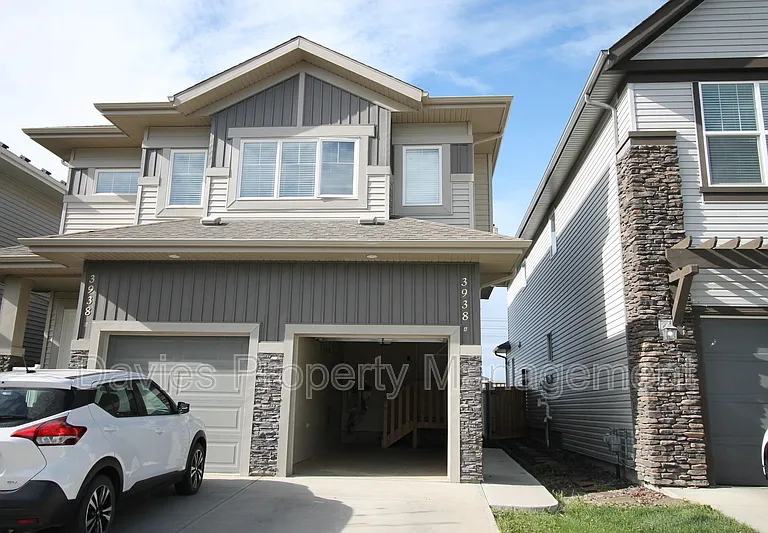 3938 Claxton Loop SW #MAIN — Photo 1
