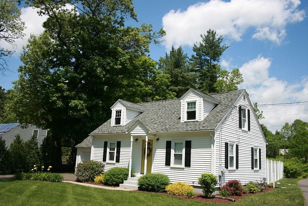 214 Cady St, Ludlow, MA 01056 Zillow