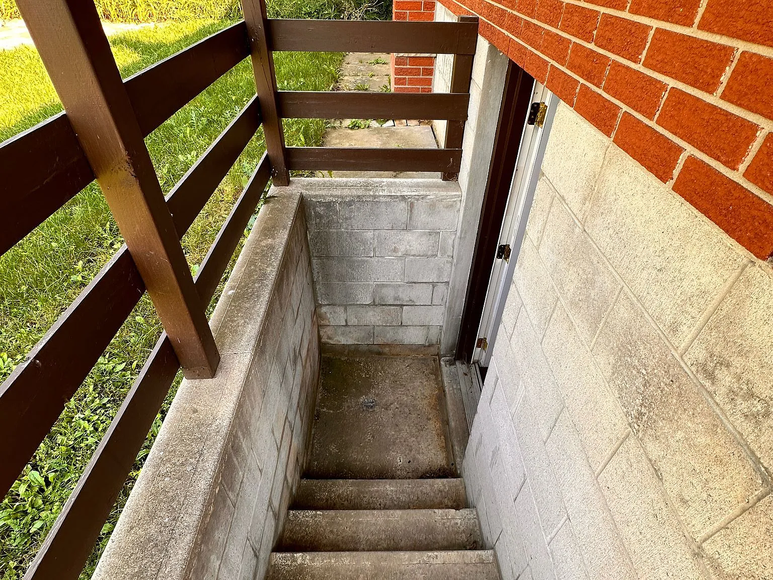 2 bed, $1,900 — Photo 4