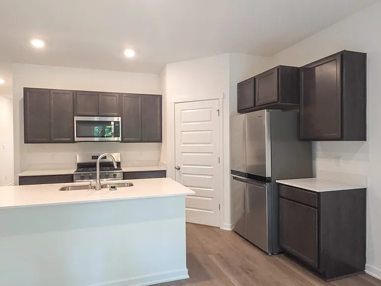 4203 Viceroy St — Photo 7