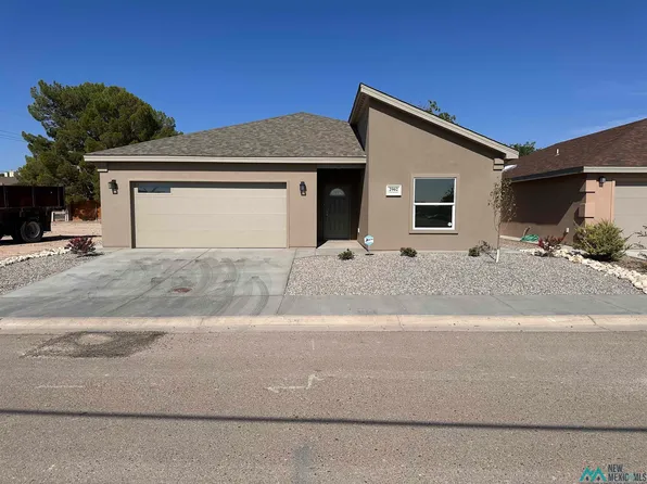 2902 Via Veneto Dr, Roswell, NM 88201