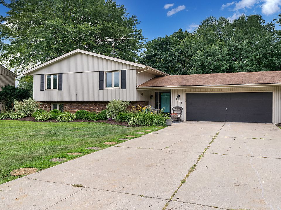 5811 Pepper Dr, Rockford, IL 61114 Zillow