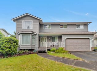 1127 161a St, Surrey, BC V4A 7N3