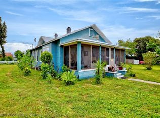 103 E Walnut St, Avon Park, FL 33825