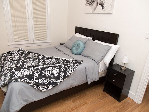 3rd image of 804 Haverford Ave #804