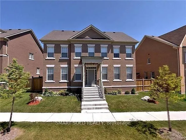 74 Murison Dr