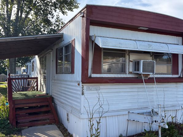 3600 Sheffield Ave Lot 328