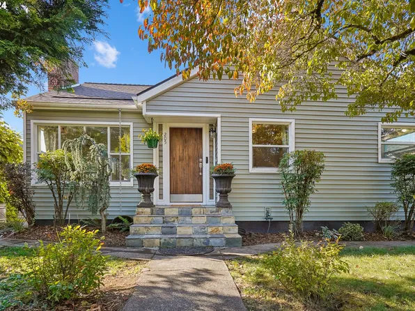 205 W 39th St, Vancouver, WA 98660