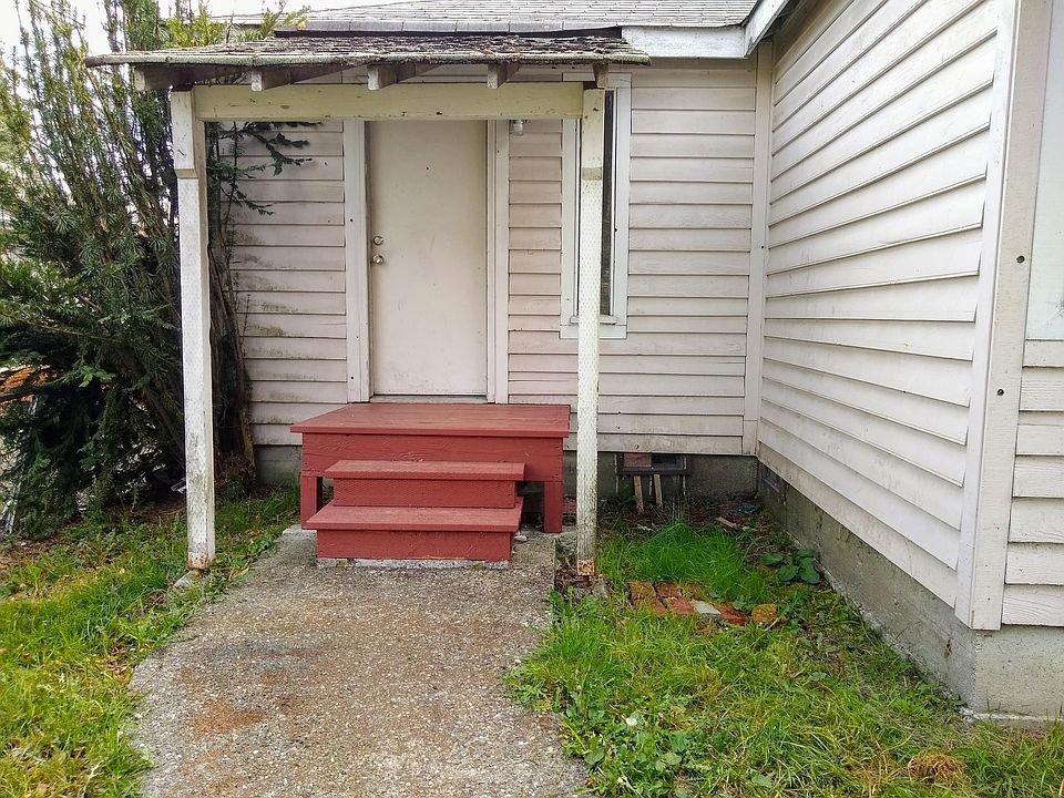 1st image of 1408 Naval Ave