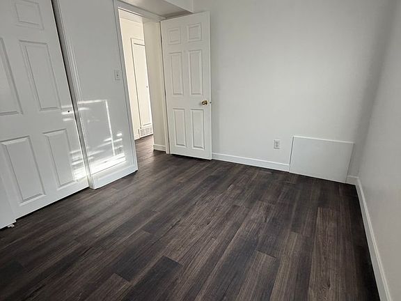 4th image of 1100-1102 10th Ave NW #6400A952B