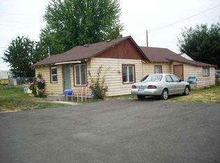 825 W Wine Country Rd, Grandview, WA 98930