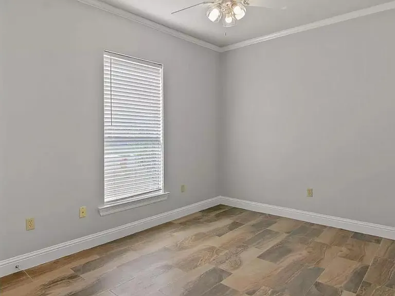 13080 Dutchtown Lakes Dr — Photo 4